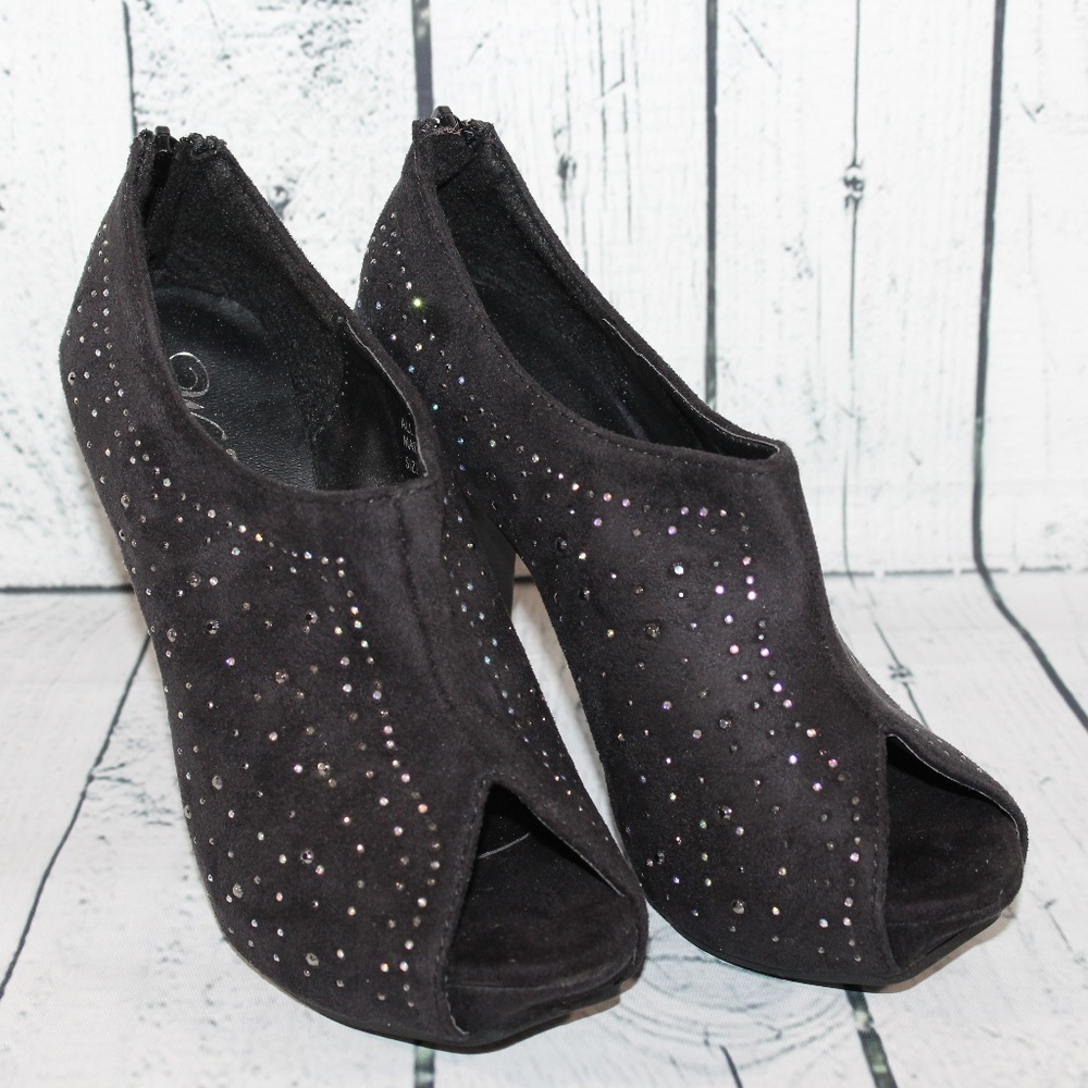 Wild Rose Black Bejeweled Open Toe Ankle Booties - Picture 2 of 8